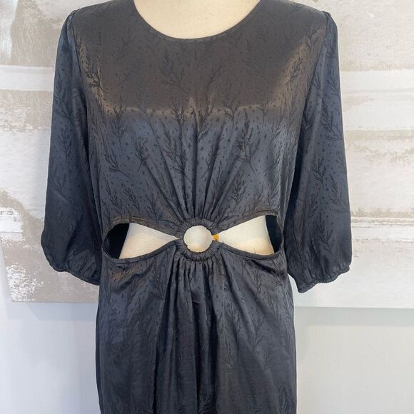 AQUA Cutout O Ring Midriff Dress Size Medium - Picture 7 of 8